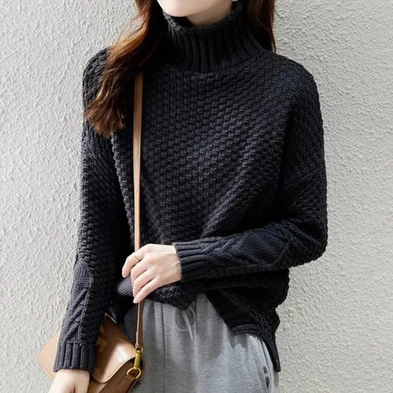 Yesenia | Elegant and versatile winter garment - Image 15