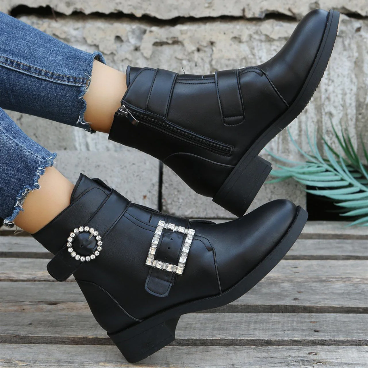 Yessica | Tailored and comfortable orthopedic boots