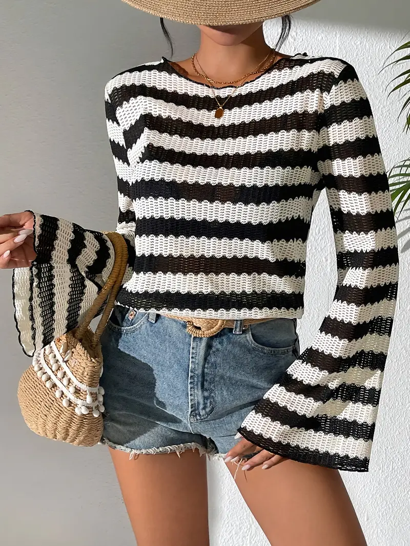 Yoselin | Knitted top with bell sleeves - Image 5