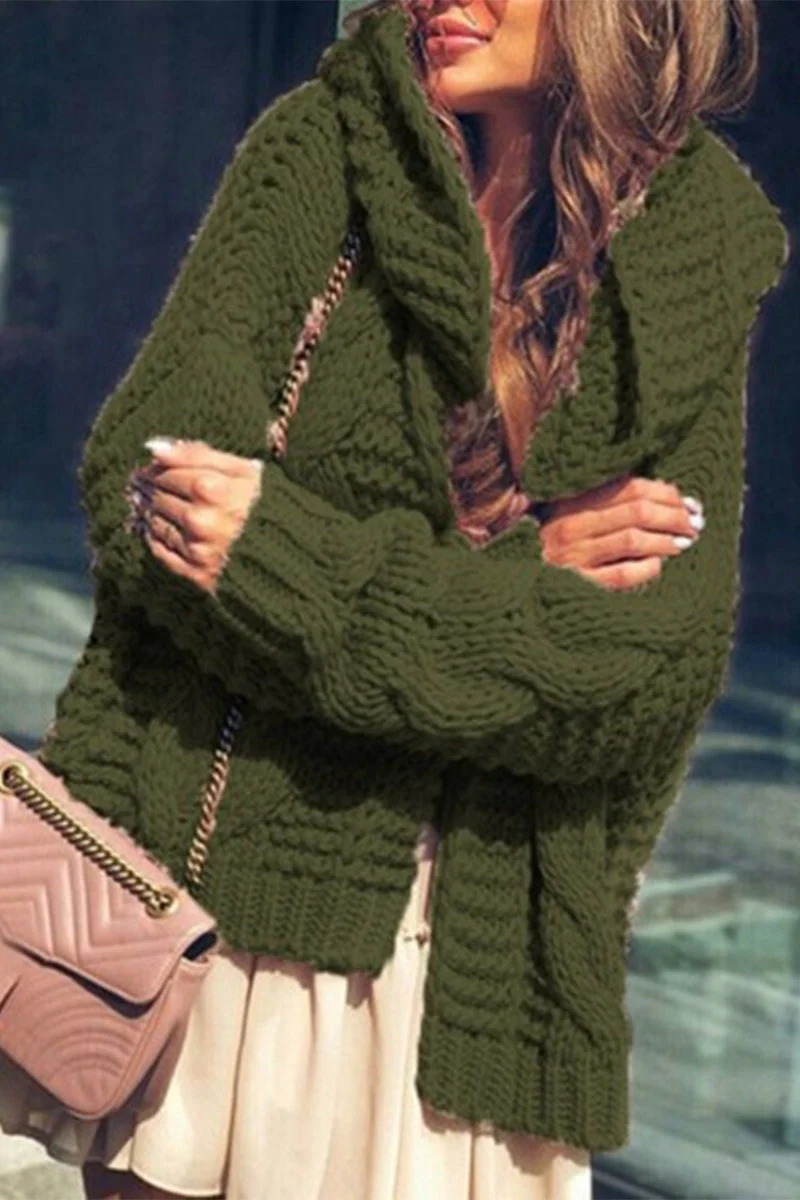 Yoselin | Timeless and stylish winter top - Image 4