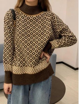 Zaida | Simple and stylish winter sweater - Image 3