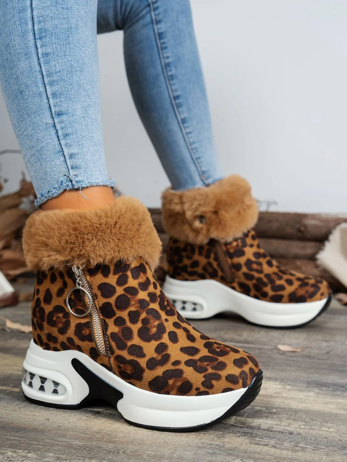 Zara | Leopard platform boots with side zip - Image 2