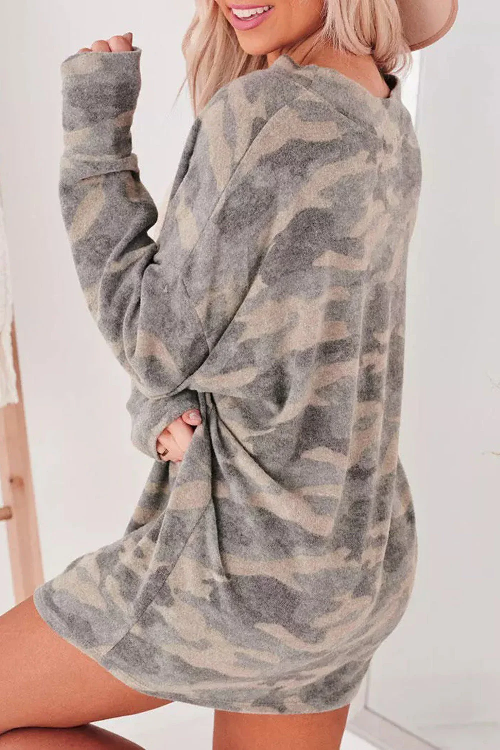 Zenaida | Casual and stylish winter dress - Image 4