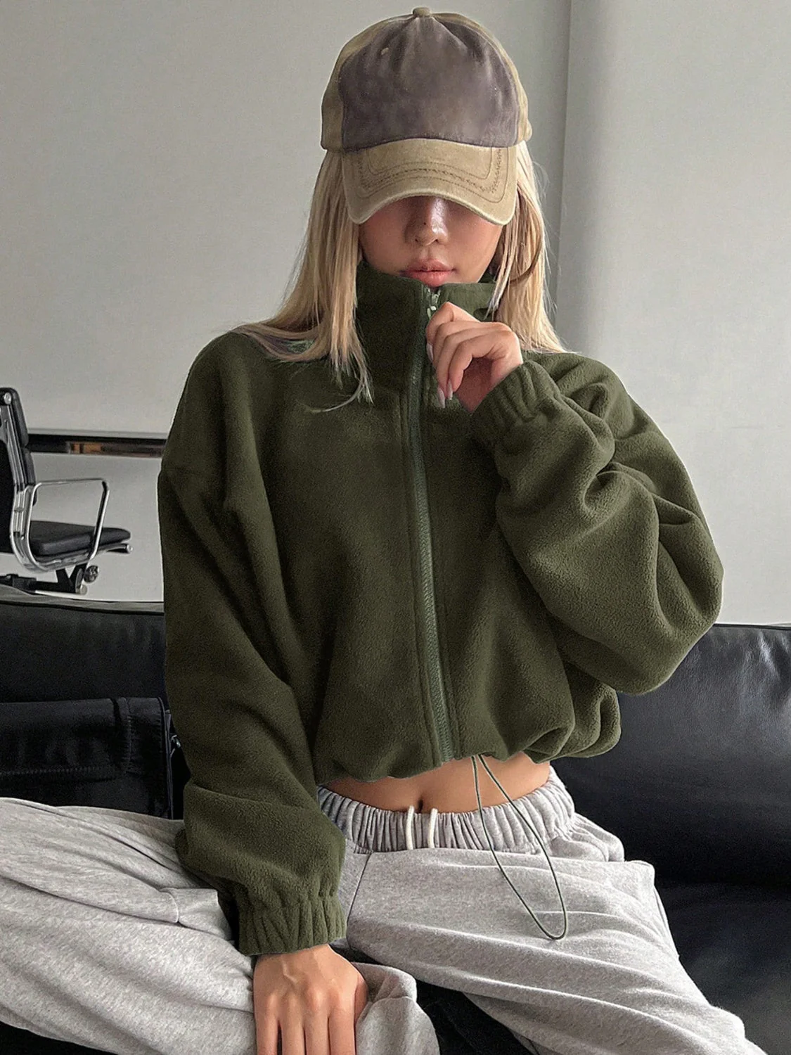 Zoe | Honey, long sleeve, cropped zip jacket